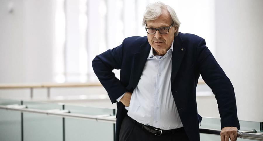 Sgarbi indagato per il quadro sparito e poi riapparso a Lucca