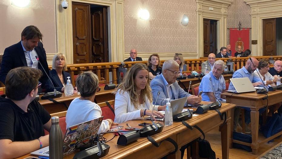 Livorno, il Pd sonda il terreno tra i consiglieri. Ecco chi è pronto (e chi no) al bis<br>