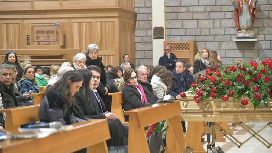 Arzachena, i funerali di Giovanni Fresi: «Era una persona rispettosa e onesta»