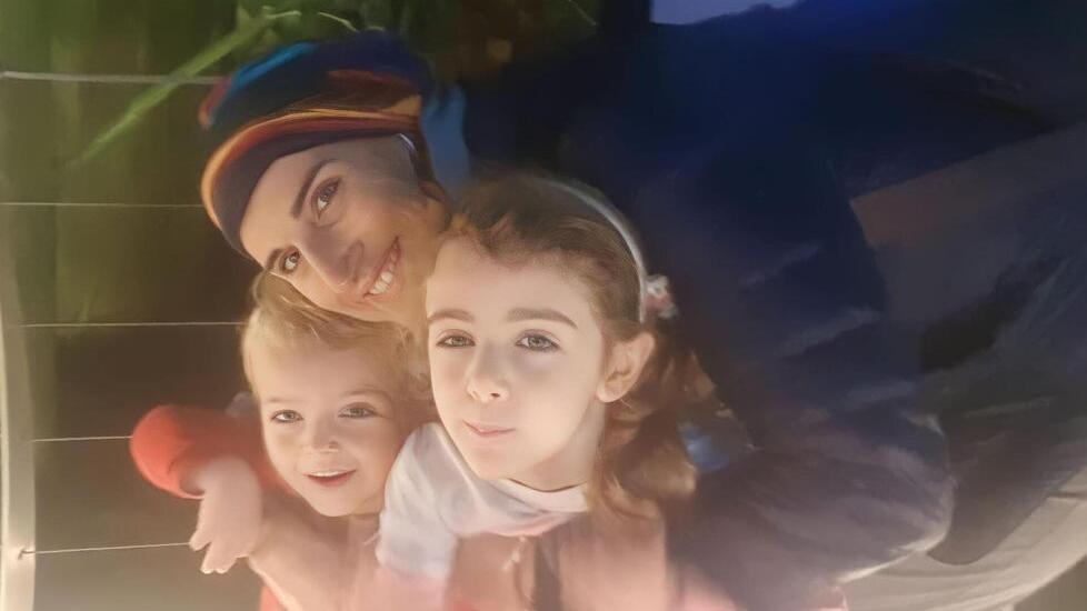 Pisa, la malattia spiegata ai nipotini con la favola della principessa “Ia”: «È stata la nostra cura»