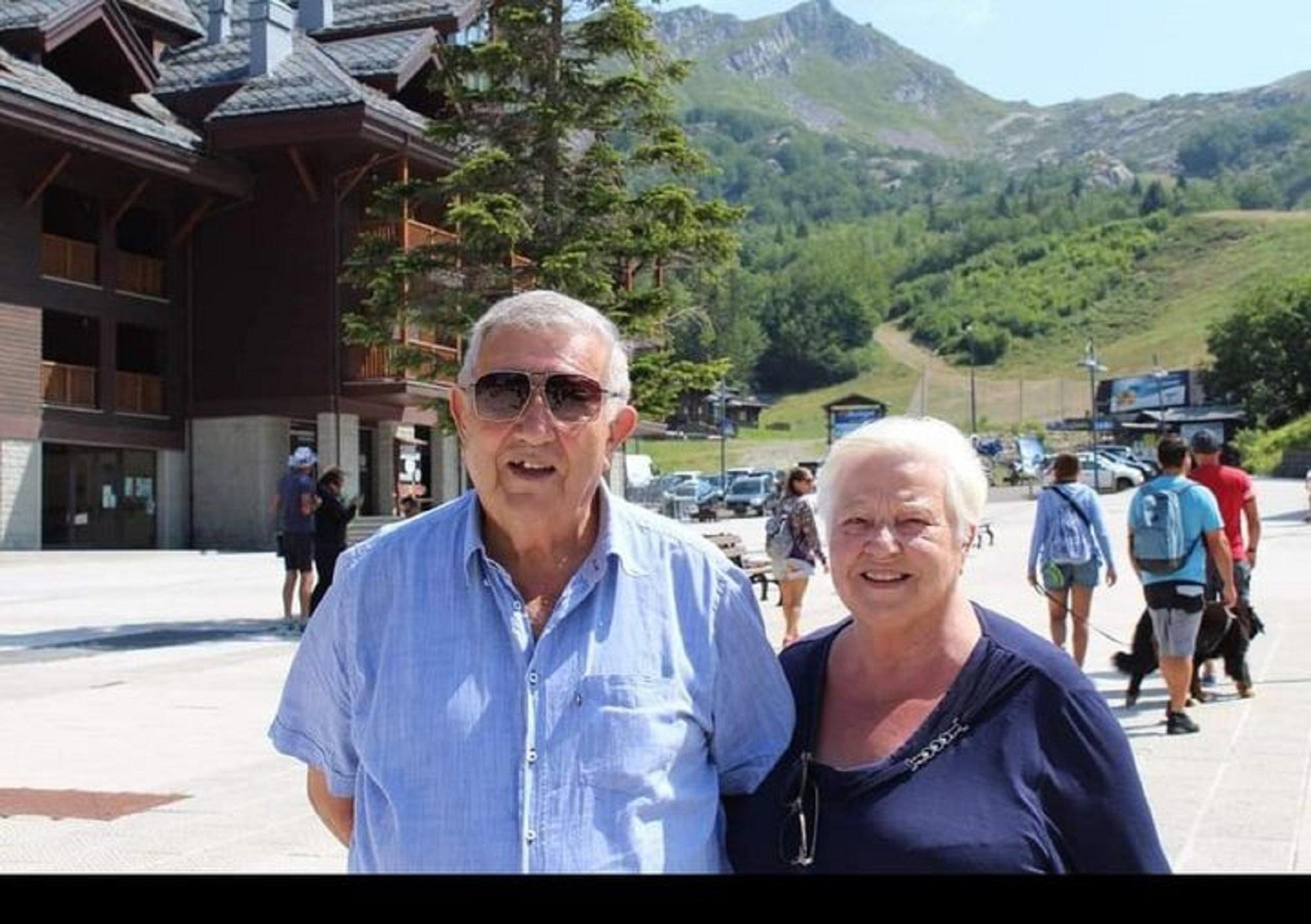 A destra Maria Grazia Di Batte con il marito Mario Selmi, scomparso un anno e mezzo fa