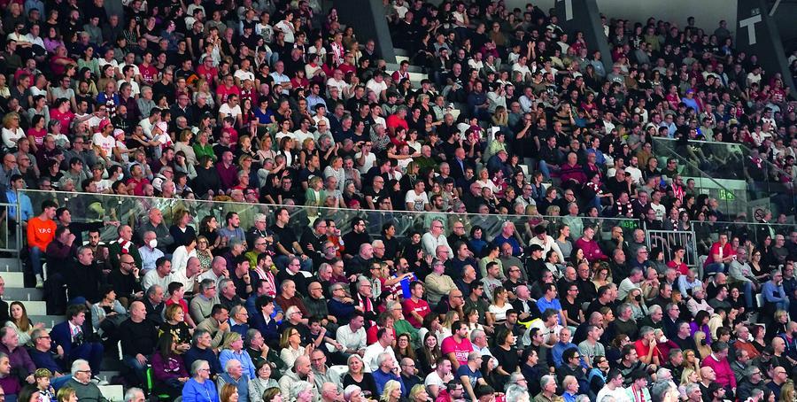 Boom di spettatori al Bigi Reggio ama la Unahotels