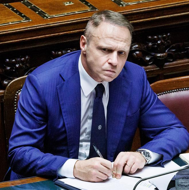 Candidature, il ministro Francesco Lollobrigida benedice Paolo Truzzu. Christian Solinas: «Troveremo l’unità» 