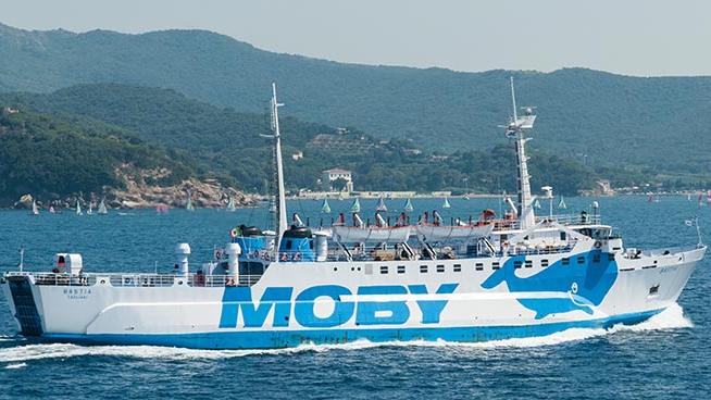 Piombino, incendio a bordo del traghetto Moby Bastia