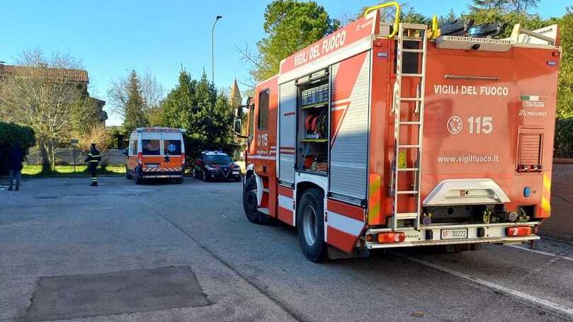 Ferrara, anziana soccorsa in casa grazie ai vicini attenti