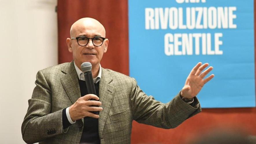 Renato Soru invita Alessandra Todde a un confronto pubblico: «Troviamo una persona che rappresenti tutti»