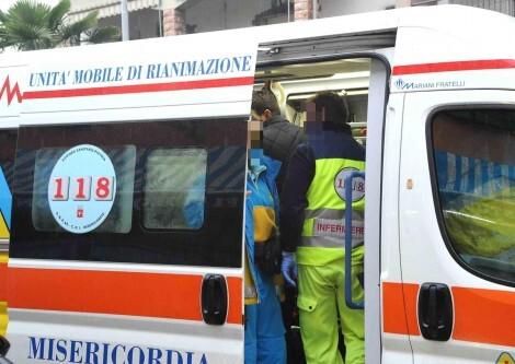 Pistoia, in scooter si scontra con un’auto: grave uno studente di 19 anni