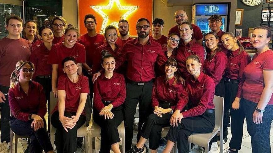 “Il Cantuccio”, pizzeria a Le Melorie, lo staff del locale