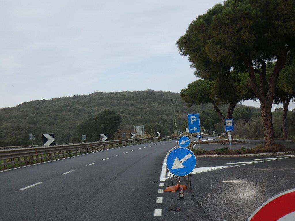 Nella foto un tratto dell’Aurelia nella zona sud (foto d’archivio Enzo Russo)