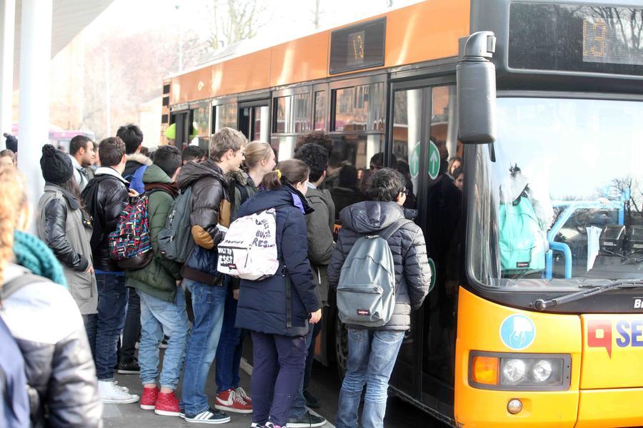 Reggio Emilia, appiedati dagli autobus: SEGNALATECI I VOSTRI CASI