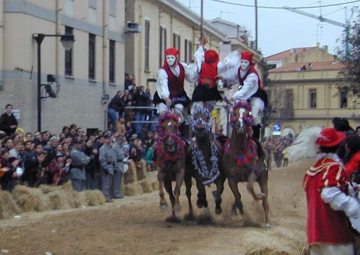 
	Pariglie in via Mazzini ventitre anni fa


