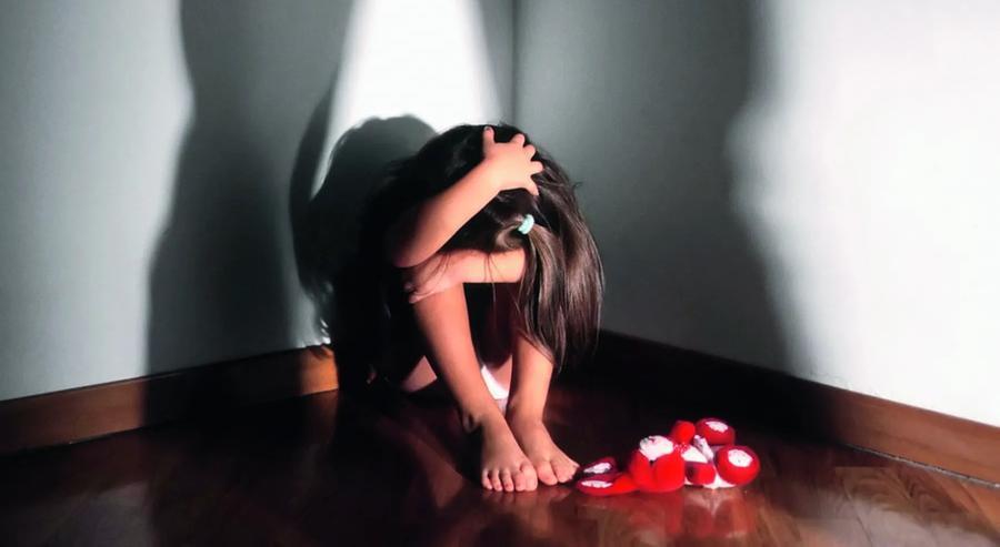 Violenza sessuale su un’alunna 12enne: docente sardo condannato a 6 anni di reclusione