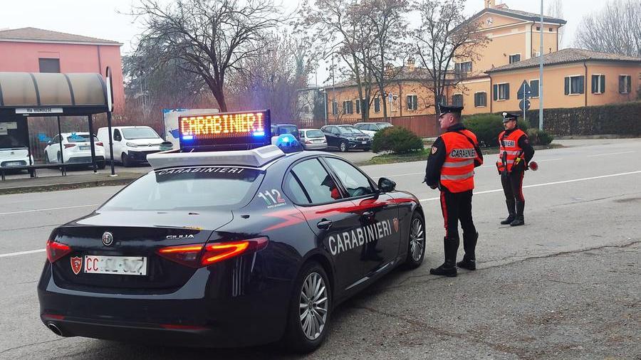 Modena, scelgono male il bersaglio: tentano di rapinare i carabinieri