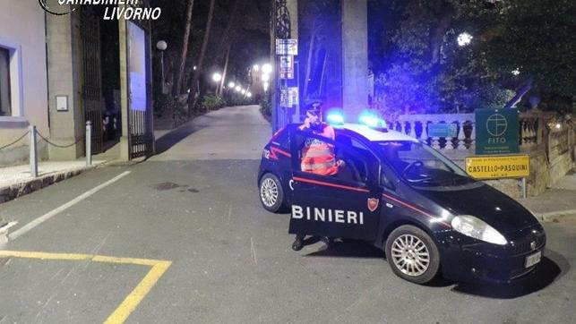 Una pattuglia dei carabinieri (foto d'archivio)
