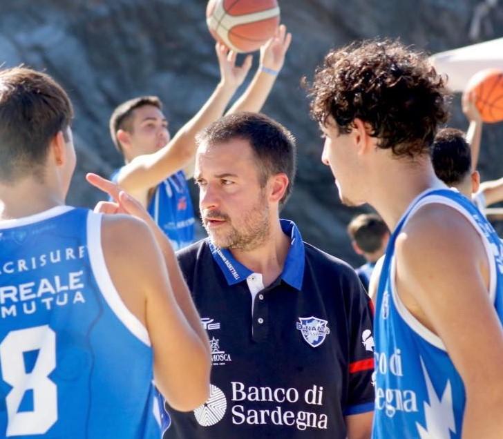 La morte di Giancarlo Salteri: nella casa di Alghero sequestrati farmaci, pc e telefono