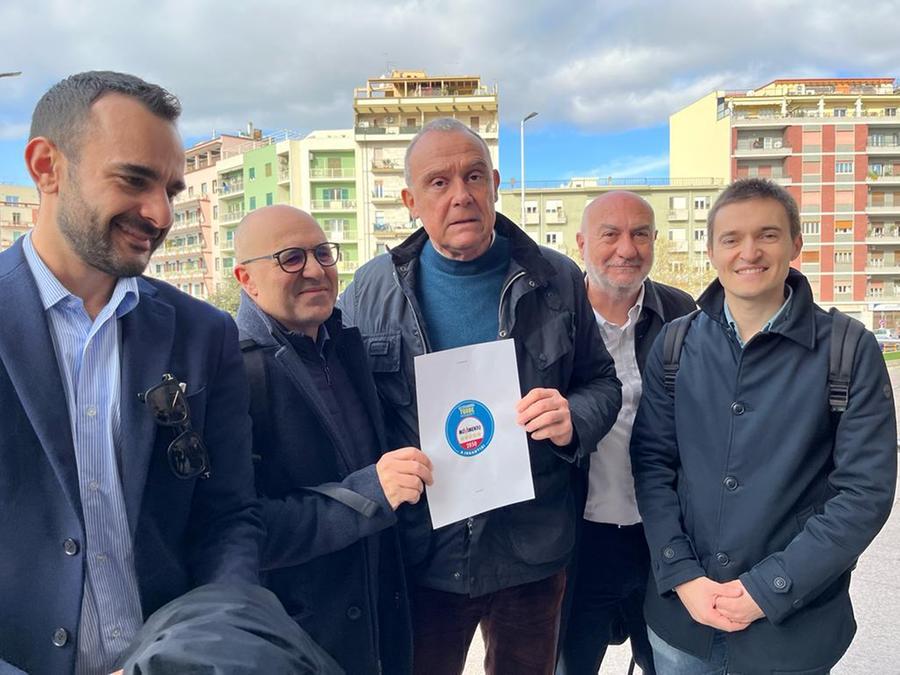 Elezioni regionali, gruppi e candidati depositano i simboli delle liste