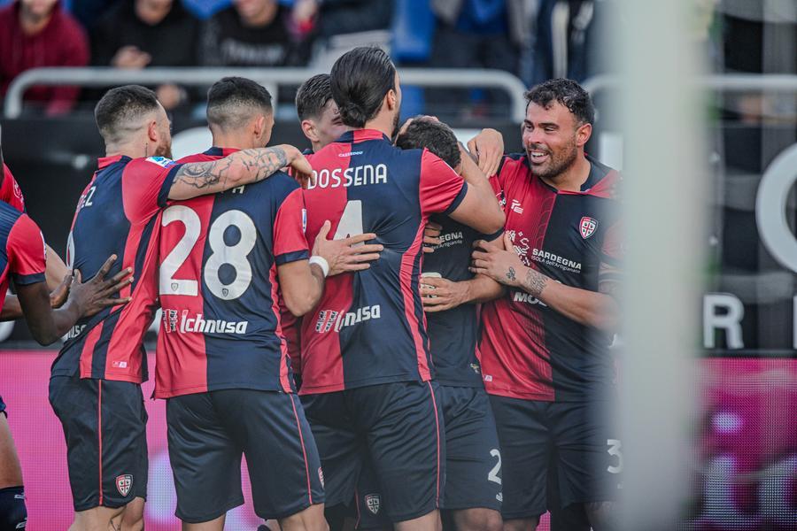 Colpaccio del Cagliari col Bologna: va sotto, la ribalta e vince 2-1