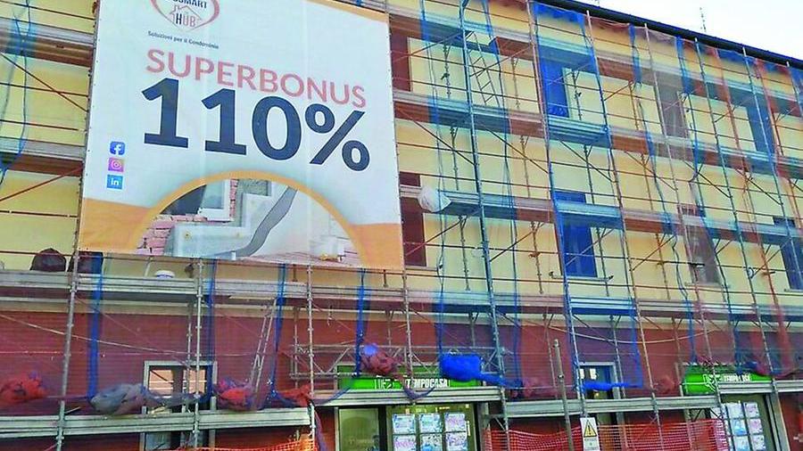Cantieri interrotti del Superbonus: nell’isola sospesi lavori per 300 milioni di euro