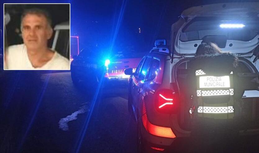Soccorritori e forze dell’ordine sul luogo dell’incidente. Nel riquadro Walter Ulivi