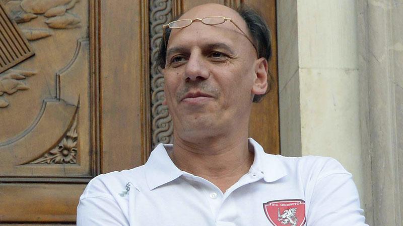 
	Massimiliano Pincione durante la presentazione della squadra nell&rsquo;agosto 2015 (foto Agenzia Bf)

