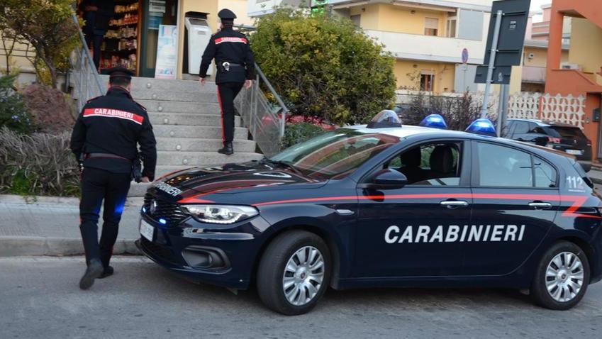 Spacciava droga a Pula, i carabinieri lo tenevano d’occhio: 73enne arrestato