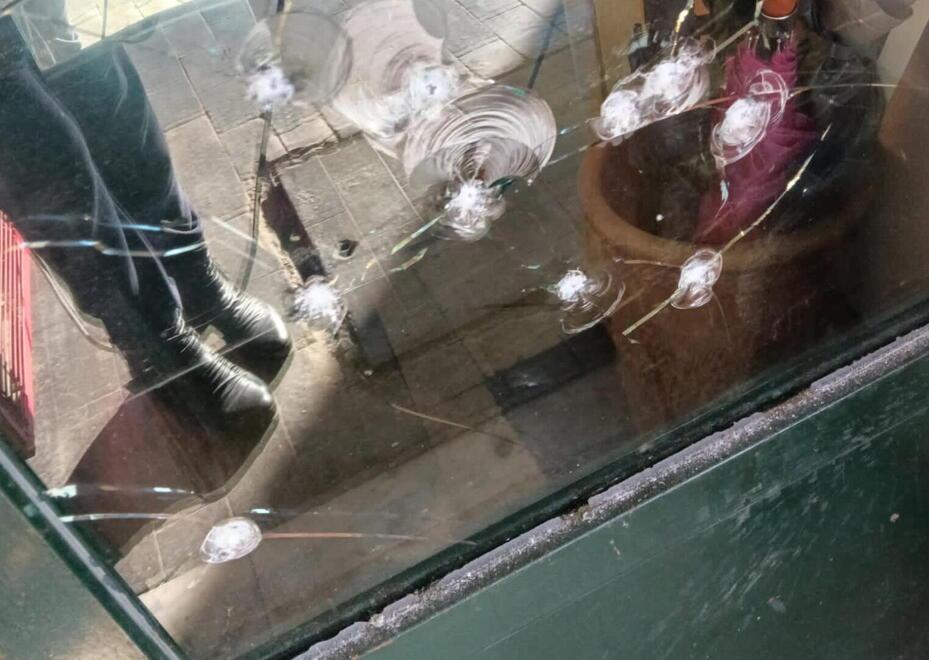 Pisa, tentano l'irruzione in panetteria: «Più controlli alla stazione la notte»<br>
