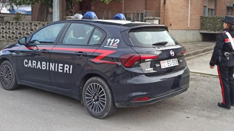 Occupano abusivamente un immobile: tre denunciati