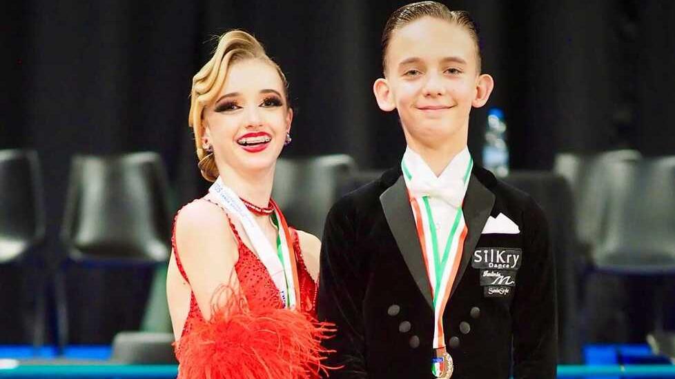 Porcari, due coppie di Emozione Danza sul podio ai campionati nazionali<br>