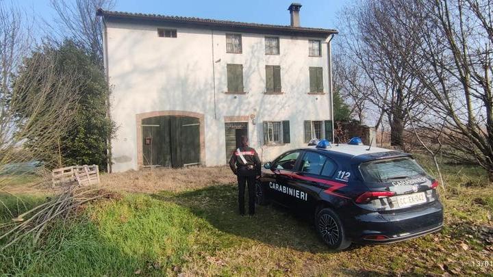 In quattro con la refurtiva nel casolare abbandonato, denunciati