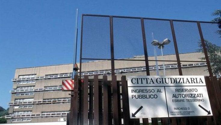 
	L'ingresso del Tribunale di Roma in piazzale Clodio

