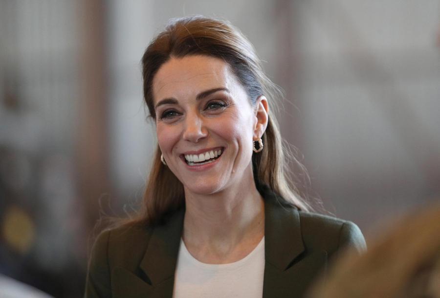 Kate Middleton operata all’addome, ora è a rischio il viaggio in Toscana