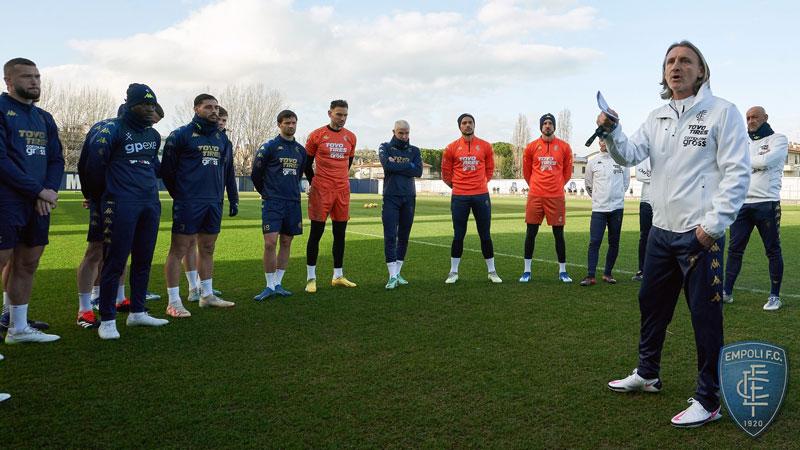 Gli azzurri durante l’allenamento di martedì scorso al Sussidiario; il primo diretto dal nuovo allenatore Davide Nicola (Foto Empoli Fc)