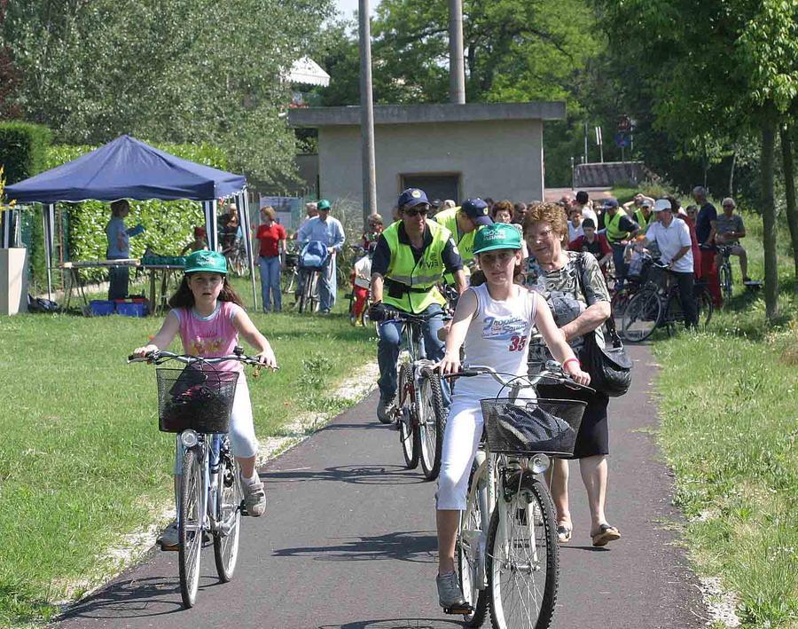 Carpi, in bici nei luoghi della memoria: quattro percorsi e 60 fermate