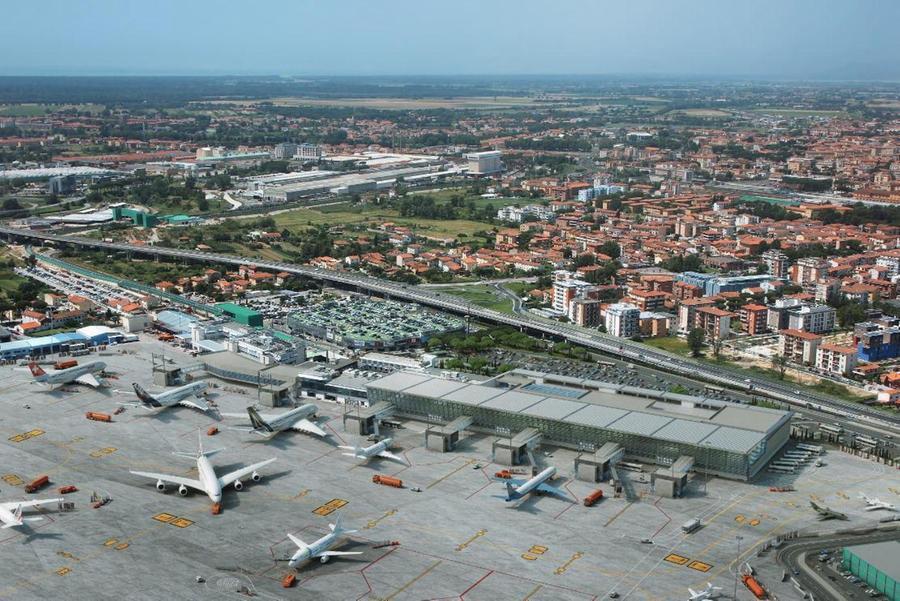 Aeroporto di Pisa, ok dell’Enac all’ampliamento: cosa prevede il progetto da 80 milioni di euro