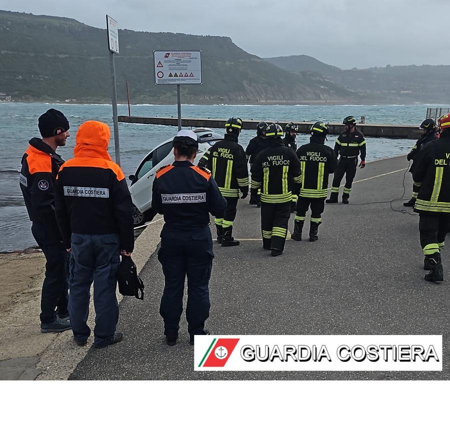 
	L'intervento di recupero dell'auto

