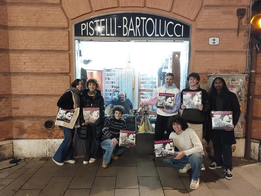 Ferrara, Pistelli e Bartolucci fa le ore piccole: l’album dei Green Day in anteprima