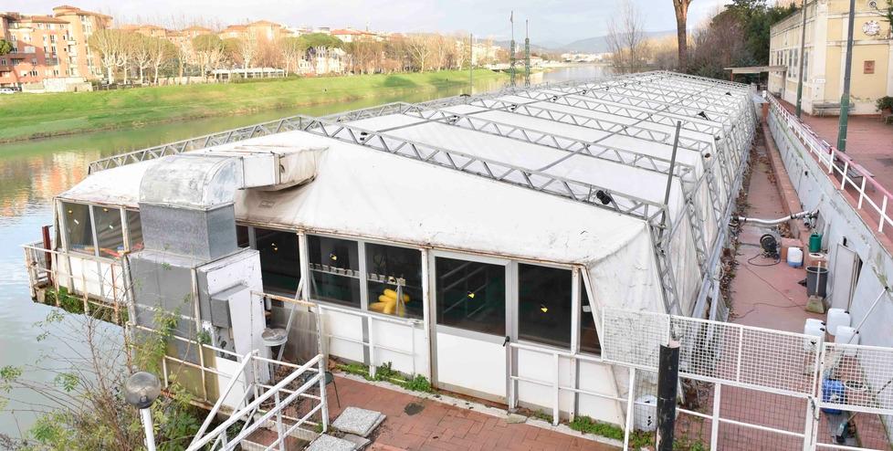 La storica sede della Rari in lungarno Ferrucci