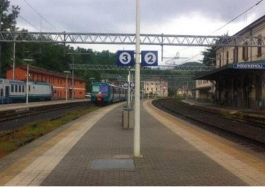 Lunigiana, per i treni, buone notizie in arrivo. Il sindaco di Pontremoli Jacopo Ferri: ma c’è ancora da lavorare<br>
