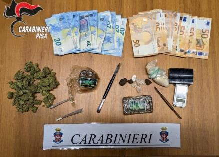 Pisa, a casa nascondeva il bazar della droga: arrestata donna di 60 anni