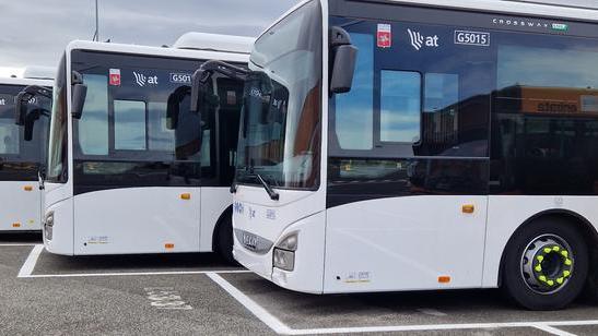Livorno, in servizio cinque nuovi autobus a metano