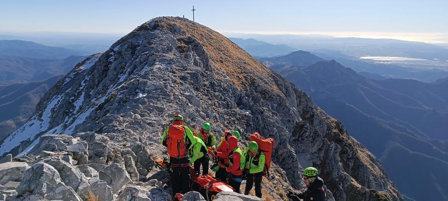 
	I soccorritori sul luogo dell'incidente

