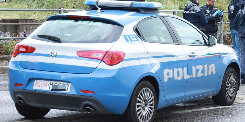 Firenze, sedicenne accoltellato in strada: la lite, l'allarme e la corsa in ospedale