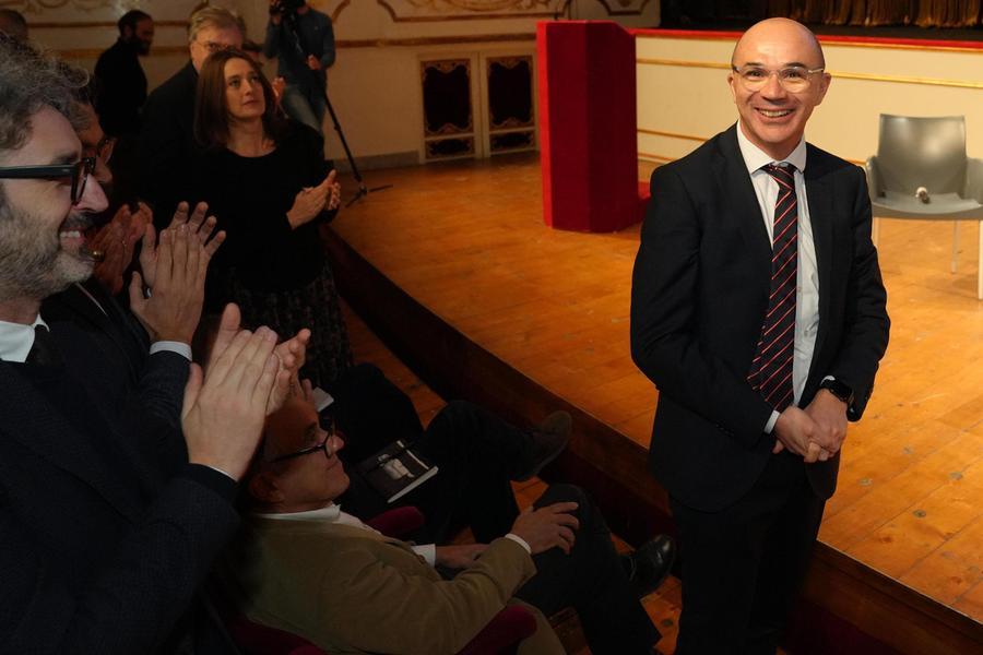 Il sindaco Vecchi ripercorre 10 anni: “Reggio Emilia non si è mai fermata”