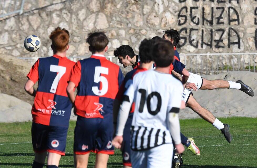 La Massese in extremis sul Cecina in rimonta, doppietta del solito Buffa