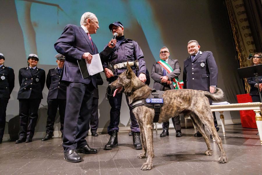 Ferrara, polizia locale: quarto turno e Taser le sfide del 2024