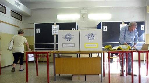 Immagine di repertorio di un seggio elettorale