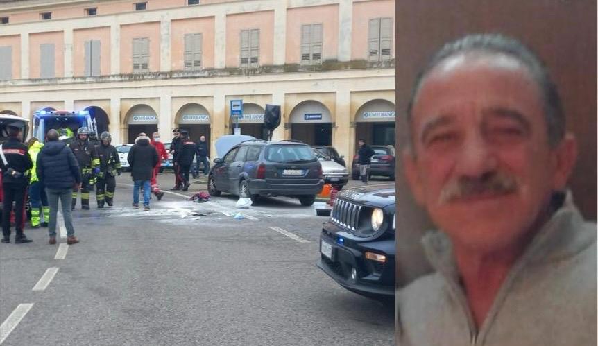 È morto l’artigiano di 61 anni che si è dato fuoco in piazza