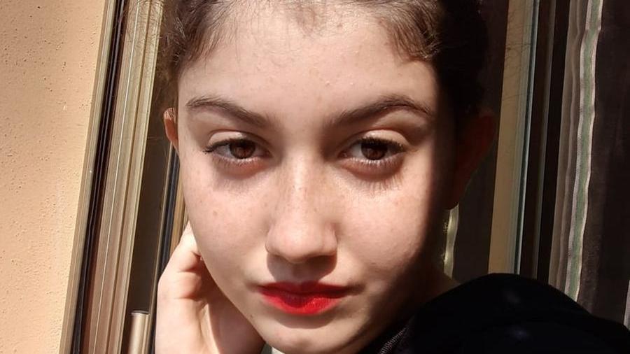 Massa, morta a 16 anni: fissati i funerali. Il ricordo commosso dello zio