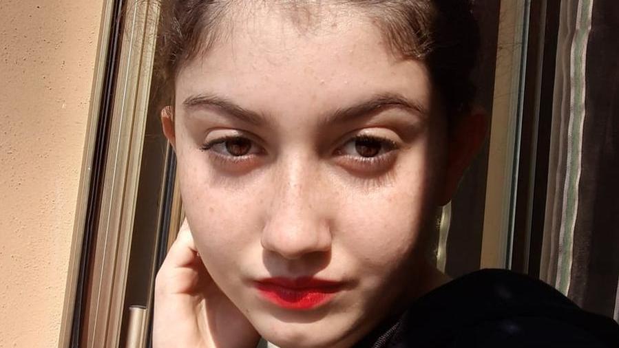 Massa, morta a 16 anni: fissati i funerali. Il ricordo commosso dello zio