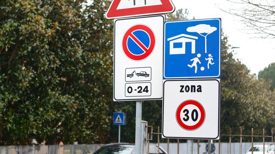 Ferrara, il “test” dei 30 Km/h fra semafori e strisce: pochi secondi in più